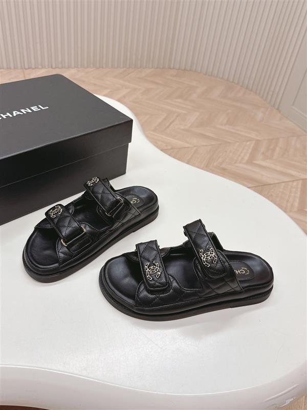 2025112818444024 280